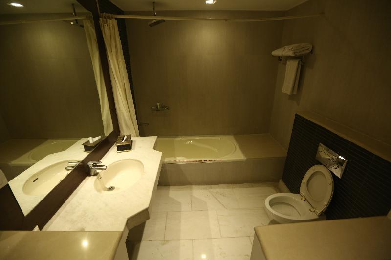 Satvik By Chhabra Hotel นิวเดลี ภายนอก รูปภาพ