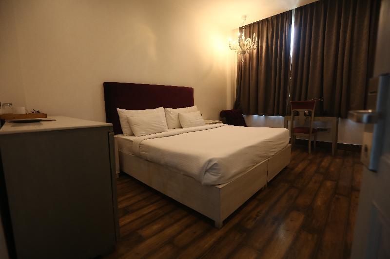 Satvik By Chhabra Hotel นิวเดลี ภายนอก รูปภาพ